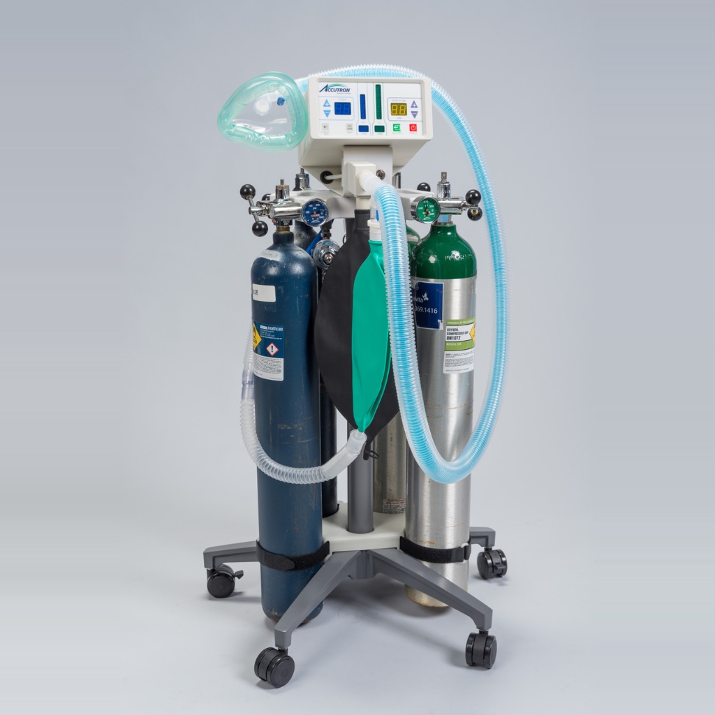 NitrousSeal nitrous oxide delivery cart with flowmeter, dual cylinders and breathing mask